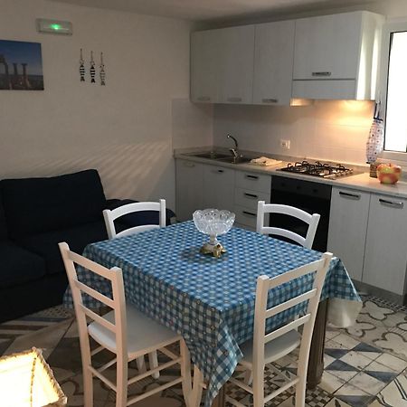 Villa Ceni: Seaside Apartments with Pool and Garden Marinella di Selinunte Exterior photo