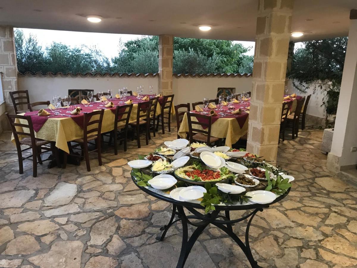 Villa Ceni: Seaside Apartments with Pool and Garden Marinella di Selinunte Exterior photo
