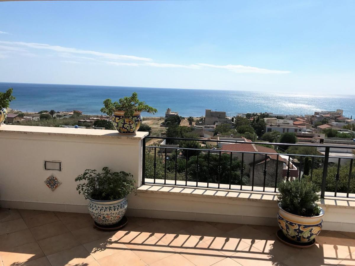 Villa Ceni: Seaside Apartments with Pool and Garden Marinella di Selinunte Exterior photo